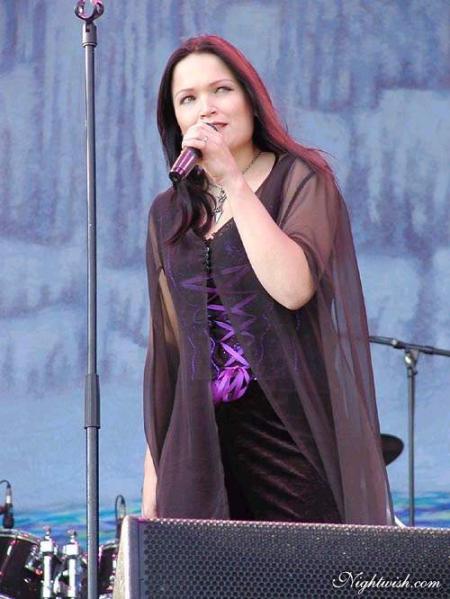 Tarja en consert......magnifique