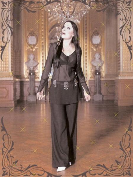 La divine tarja.....tjrs aussi belle