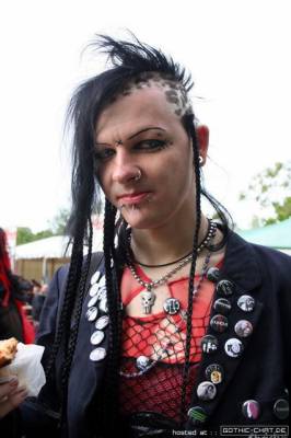 Goth.......(un autre ami a toi kevin lol..)